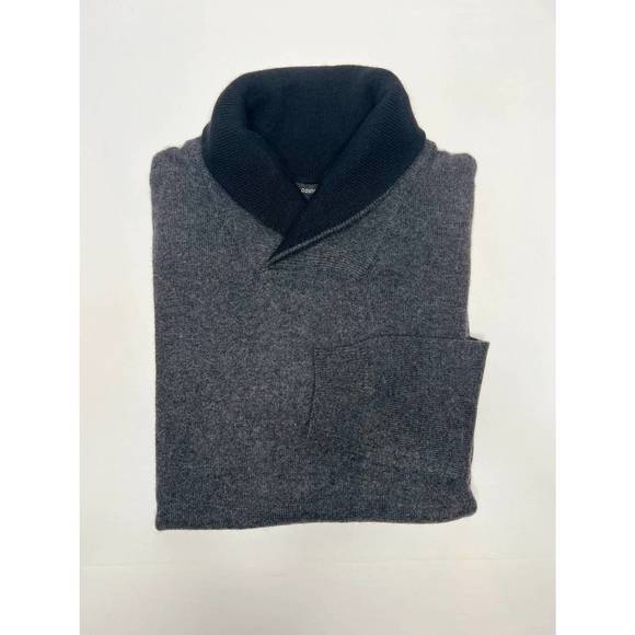 NEW AUTUMN CASHMERE women's shawl collar with contrast neck top in pepper/black